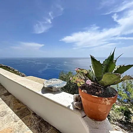 Leuca Cliff By Wowhomes * Gagliano del Capo